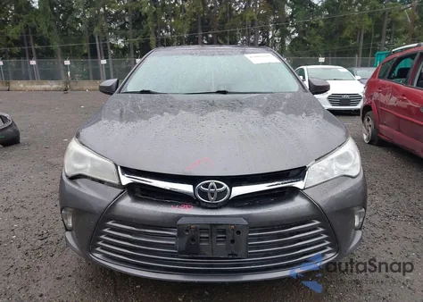 2016 Toyota Camry Le z USA, uszkodzony, nr VIN 4T4BF1FK7GR558213